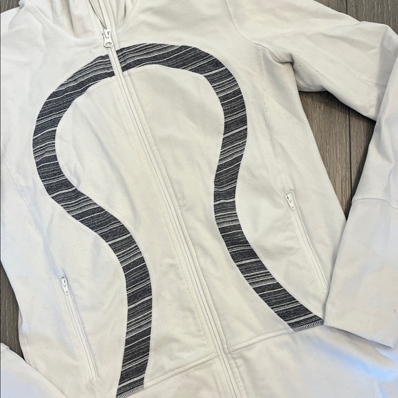 Lululemon In Stride Jacket - Picture 2 of 8